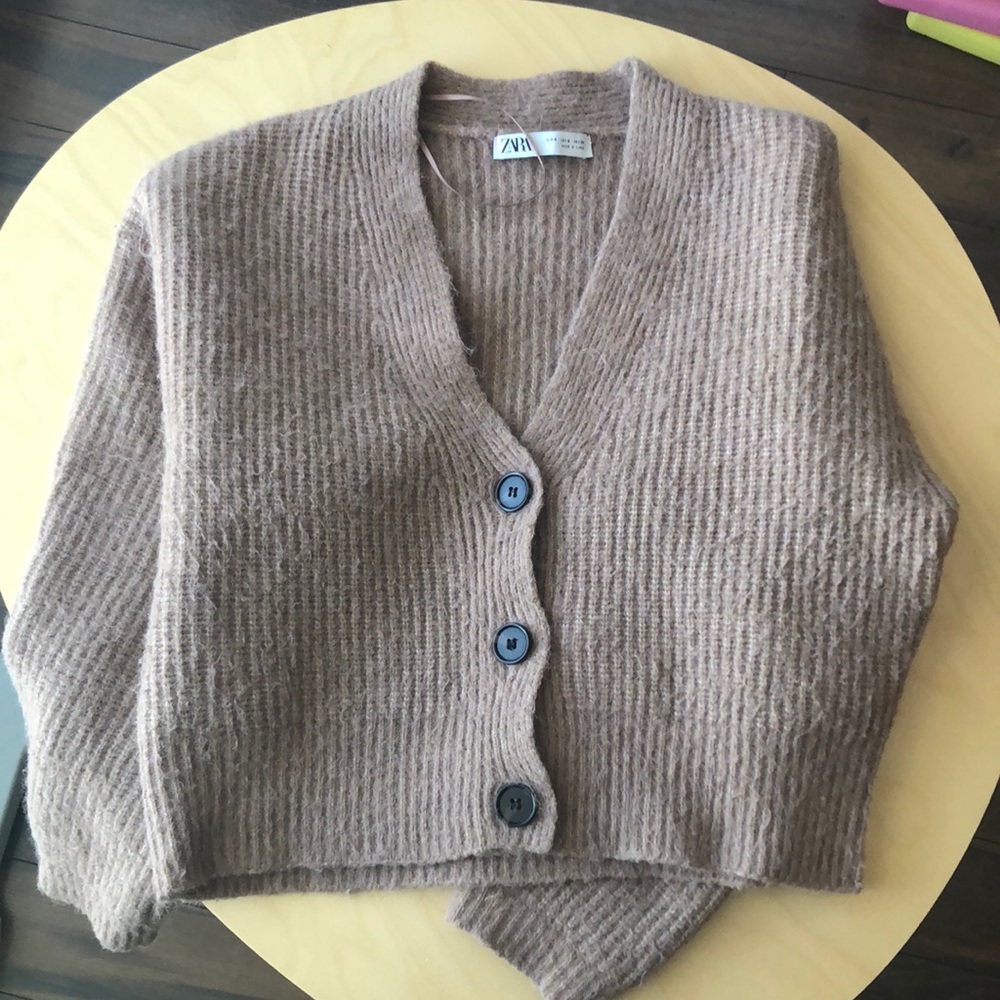 Zara Cropped Ribbed Button-Up Cardigan in Beige Brown